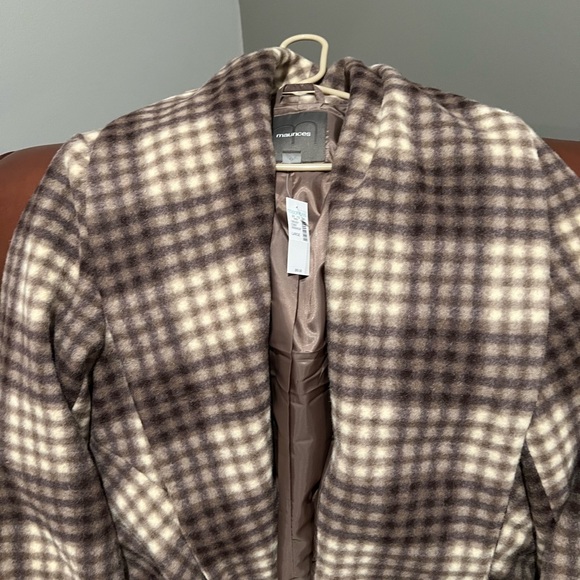 NWT: Maurice’s Large Plaid Wrap Coat - Picture 5 of 9